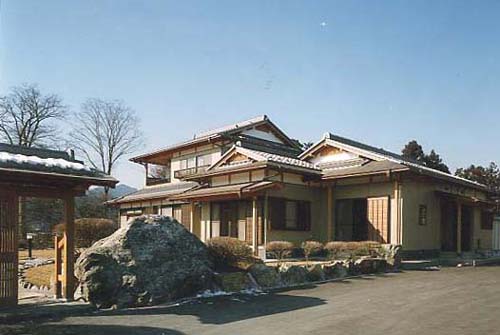 grp0605152046.jpg 500��335 32K