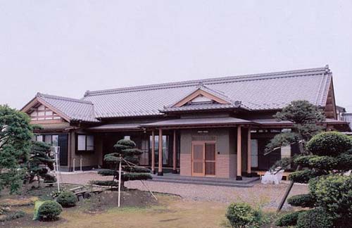 grp0623101618.jpg 500��324 33K